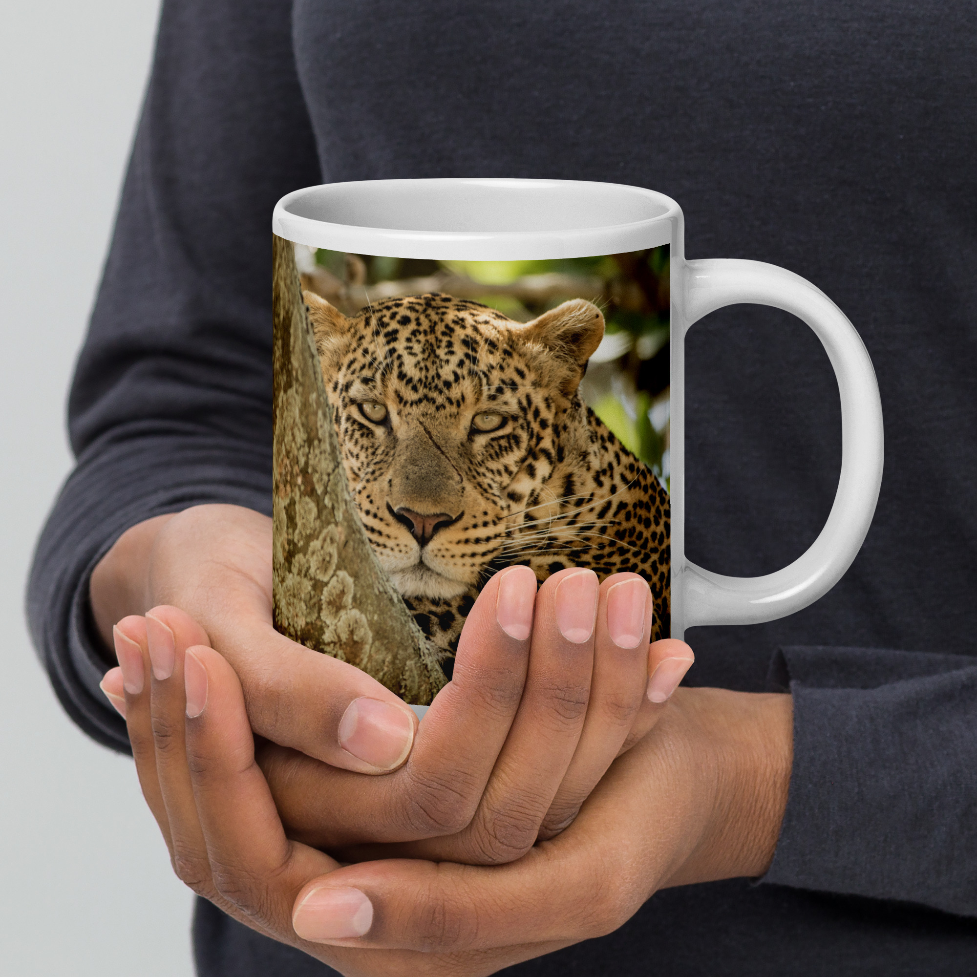 Battle Scarred Leopard – 20 oz Ceramic Mug by Paul Renner - Image 3